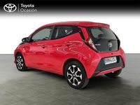 Usado Toyota Aygo X-play 72 CV (52 kW) 2021 Rojo Utilitario