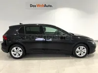 Usado VW Golf VIII Life 115 CV (84 kW) 2023 Negro Berlina