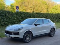 Usado Porsche Cayenne Platinum Edition 462 CV (339 kW) 2022 Gris / plata SUV