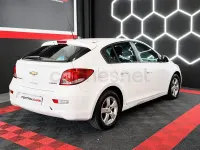 Usado Chevrolet Cruze LT 124 CV (91 kW) 2011 Blanco Berlina