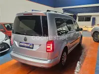 Usado VW Caddy Beach 150 CV (110 kW) 2019 Gris / plata Monovolumen