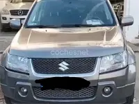 Usado Suzuki Grand Vitara 129 CV (94 kW) 2007 Gris / plata SUV