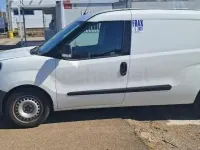 Usado Fiat Doblò Trekking 120 CV (88 kW) 2019 Blanco Monovolumen