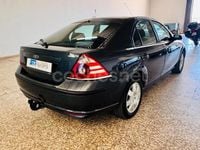 Usado Ford Mondeo Futura 130 CV (95 kW) 2006 Gris / plata Berlina