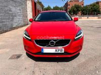 Usado Volvo V40 Momentum 122 CV (89 kW) 2018 Rojo Familiar