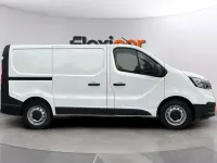 Usado Renault Trafic Authentique 150 CV (110 kW) 2023 Blanco Monovolumen