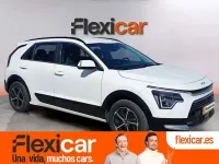 Usado Kia Niro 141 CV (103 kW) 2023 Blanco SUV