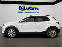 Usado Kia Stonic 100 CV (73 kW) 2023 Blanco SUV