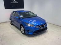 Usado Kia Ceed 120 CV (88 kW) 2024 Azul Utilitario