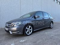Usado Mercedes B180 109 CV (80 kW) 2014 Beige Monovolumen