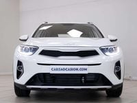 Usado Kia Stonic 101 CV (74 kW) 2024 Blanco SUV