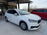 Usado Skoda Fabia Ambition 80 CV (58 kW) 2023 Blanco Berlina