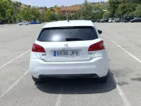 Usado Peugeot 308 Allure 150 CV (110 kW) 2016 Blanco Berlina