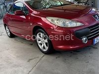 Usado Peugeot 307 CC 110 CV (80 kW) 2006 Rojo Descapotable