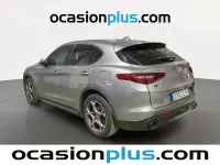 Usado Alfa Romeo Stelvio Sprint 190 CV (139 kW) 2022 Gris SUV