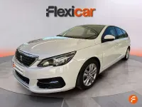 Begagnad Peugeot 308 SW Style 99 HK (72 kW) 2020 Vit Kombi
