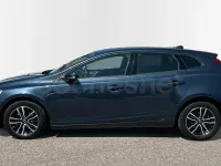 Usado Volvo V40 Momentum 120 CV (88 kW) 2018 Azul Berlina