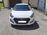 Usado Hyundai i30 110 CV (80 kW) 2016 Blanco Familiar