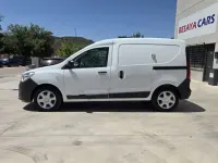 Usado Dacia Dokker Essentiel 109 CV (80 kW) 2020 Blanco Monovolumen