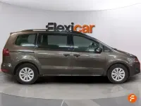 Usado Seat Alhambra Style 150 CV (110 kW) 2021 Marrón