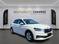 Usado Skoda Fabia Active 95 CV (69 kW) 2023 Blanco Berlina