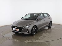 Usado Hyundai i20 101 CV (74 kW) 2022 Gris Utilitario