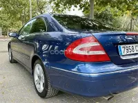 Usado Mercedes CLK200 Avantgarde 163 CV (119 kW) 2003 Azul Coupe