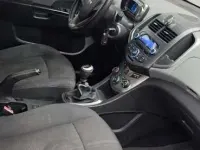 Usado Chevrolet Aveo LTZ 95 CV (69 kW) 2011 Negro Utilitario