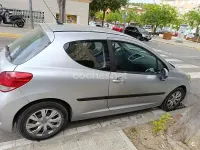 Usado Peugeot 207 90 CV (66 kW) 2009 Gris / plata Berlina