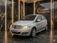 Usado Mercedes B200 136 CV (100 kW) 2009 Gris / plata Monovolumen