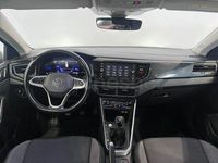 Usado VW Taigo Life 110 CV (80 kW) 2024 Gris / plata SUV