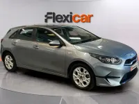 Usado Kia Ceed 101 CV (74 kW) 2021 Gris Utilitario