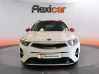 Usado Kia Stonic 100 CV (73 kW) 2019 Blanco SUV