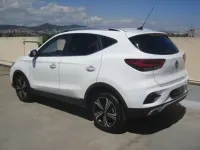 Usado MG ZS Luxury 111 CV (81 kW) 2023 Blanco SUV