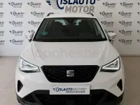 Usado Seat Arona Style 110 CV (80 kW) 2023 Blanco SUV