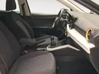 Usado Seat Arona Style 115 CV (84 kW) 2025 Rojo SUV