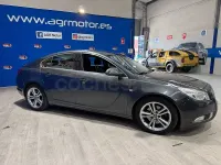 Usado Opel Insignia Sport 160 CV (117 kW) 2010 Gris / plata Berlina