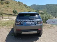 Usado Land Rover Discovery Sport HSE 180 CV (132 kW) 2016 Gris / plata SUV