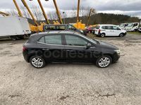 Usado Renault Mégane IV Business 110 CV (80 kW) 2017 Negro Berlina