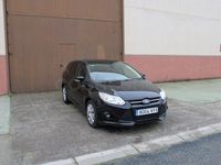 Usado Ford Focus Trend 115 CV (84 kW) 2014 Negro Familiar