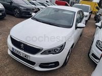 Usado Peugeot 308 SW Active 130 CV (95 kW) 2021 Blanco Familiar