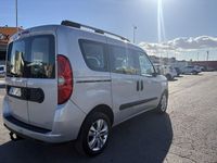 Usado Opel Combo Life Selective 75 CV (55 kW) 2018 Gris / plata Monovolumen