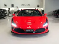 Begagnad Ferrari F8 711 HK (522 kW) 2022 Röd Cab