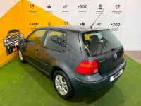 Usado VW Golf IV Conceptline 105 CV (77 kW) 2002 Gris / plata Berlina