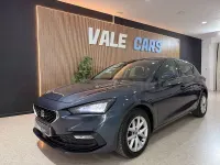 Usado Seat Leon Style 115 CV (84 kW) 2022 Gris / plata Berlina
