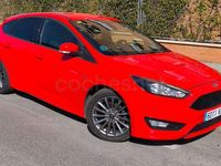 Usado Ford Focus ST-Line 125 CV (91 kW) 2018 Rojo Berlina