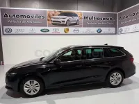 Usado Skoda Octavia Selection 115 CV (84 kW) 2023 Negro Familiar