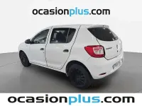 Usado Dacia Sandero Ambiance 75 CV (55 kW) 2015 Blanco Utilitario