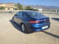 Usado Renault Talisman Zen 130 CV (95 kW) 2018 Azul Berlina
