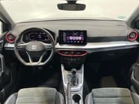 Usado Seat Arona FR 115 CV (84 kW) 2024 Gris SUV